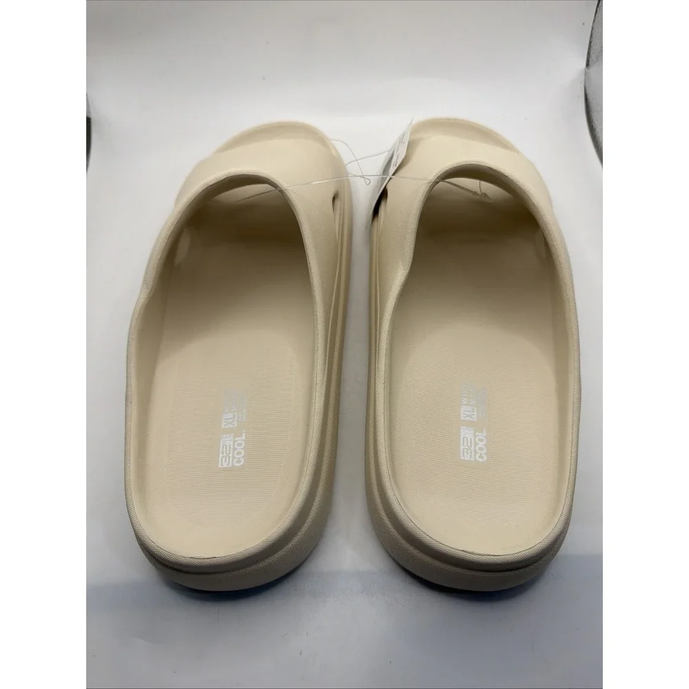 32‎ Degree Cool Cushion Slide, Wear anywhere, Size X-Large Tan. W 11-12, M 9-10